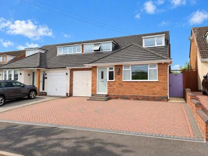 Redfern Drive, Burntwood, WS7 4TA