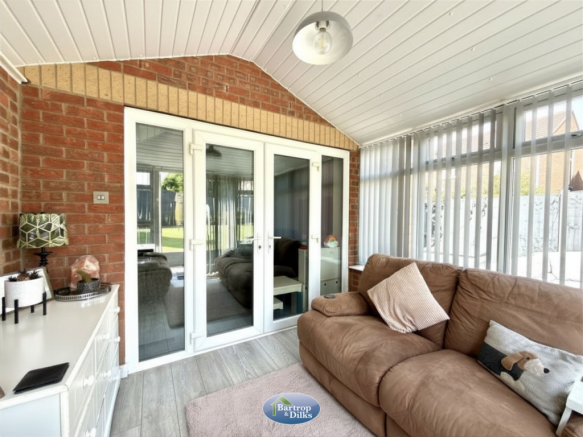 3 bed Detached for sale Image 8