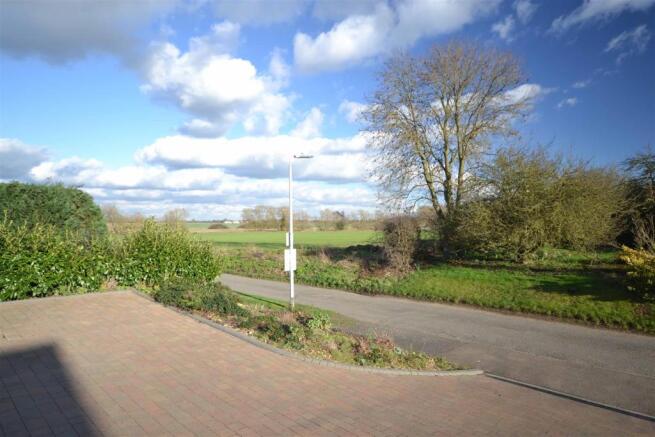 Braceborough - View 