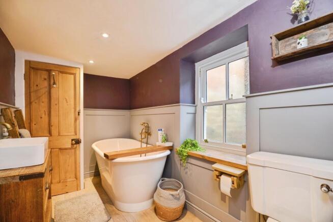 3 bed Cottage for sale Image 12