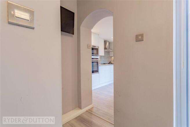Access to Kitchen: