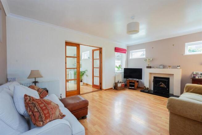 5 Old Croft Close-09.jpg