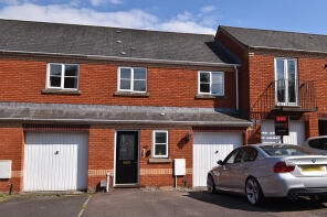 69, Lewis Crescent, Exeter EX2 7TD