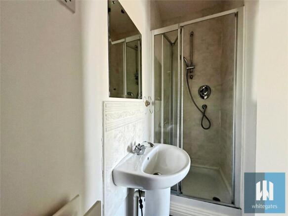 3 bed Terraced for sale Image 12