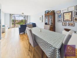 Flat 1, Barrymore, Bow Lane, North Finchley, London N12 0JL