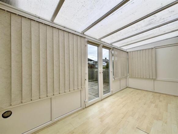 2 bed Semi-Detached Bungalow for sale Image 12