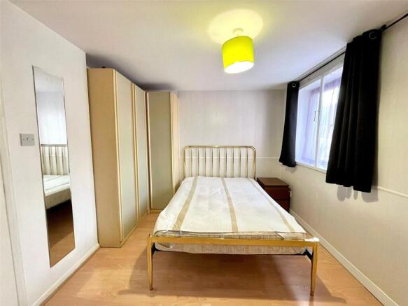 Brindley Close, Wembley, London, HA0 photo 4