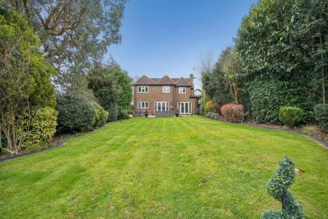 Beacon Way, Rickmansworth, Herts, WD3