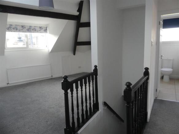 1 bed Flat to rent Image 4
