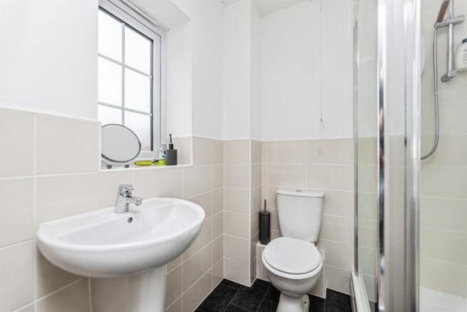 3 bed Semi-Detached for sale Image 11