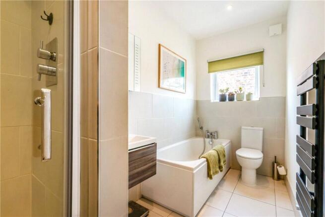 4 bed Not Specified for sale Image 10