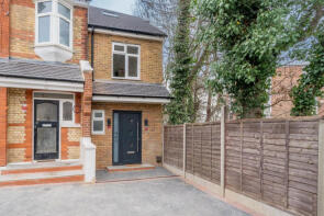 2a, Brunswick Grove, New Southgate, London N11 1HN