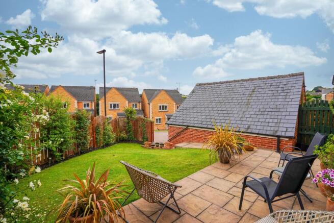 4 bed Detached for sale Image 10