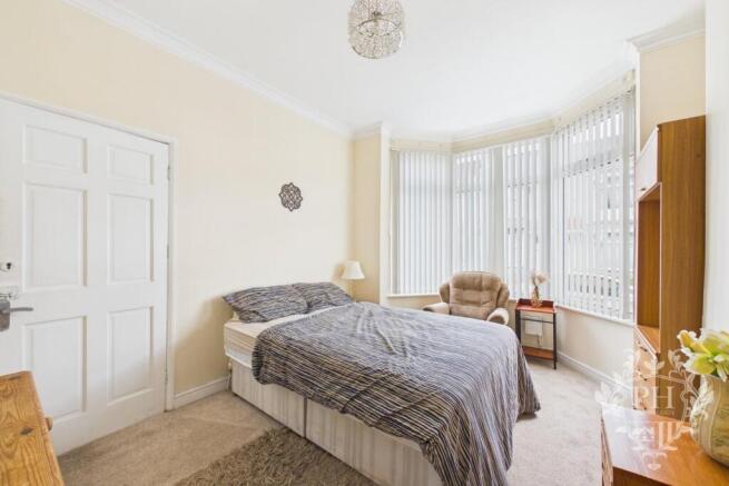 3 bed Terraced for sale Image 5