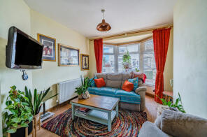 42, Climsland Road, Paignton TQ4 5LX