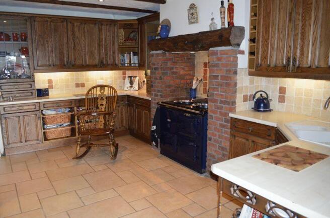 KITCHEN 1