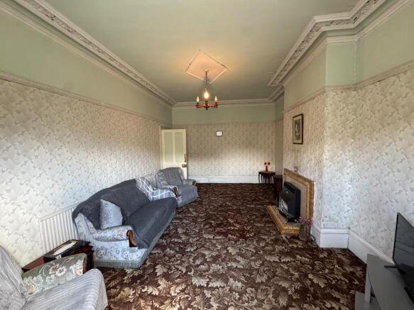 5 bed Terraced for sale Image 4