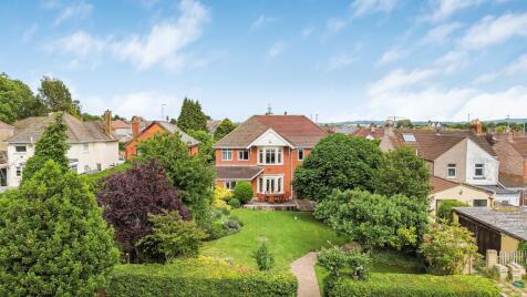 Cricklade Road, Swindon, SN2