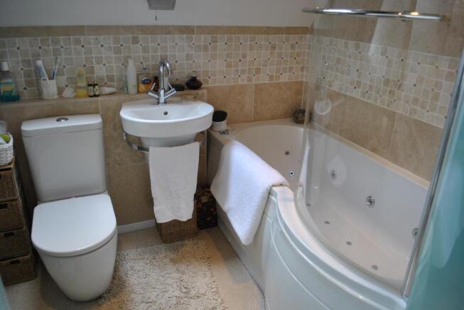Photo 18