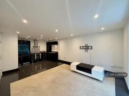 Flat A4, Chesham Heights, St Monicas Road, Tadworth KT20 6DH