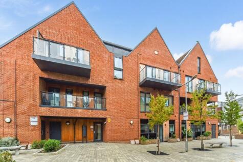 Dragon Street, Petersfield, Hampshire