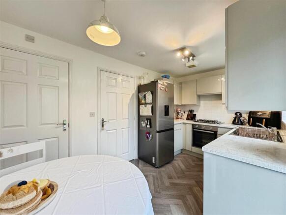 357543b5-D-408F-B3AB-FF4C3BCC6398-2284-000001564B3