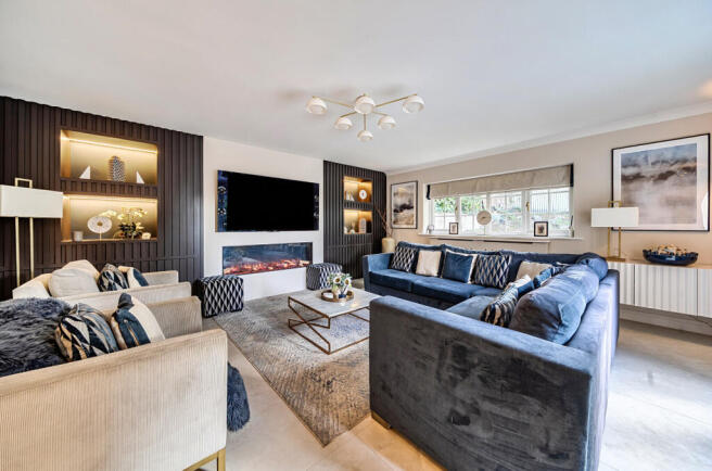 1361349-6-68e52ba...