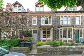 First Floor Flat, 22, Dublin Crescent, Henleaze, Bristol BS9 4NA