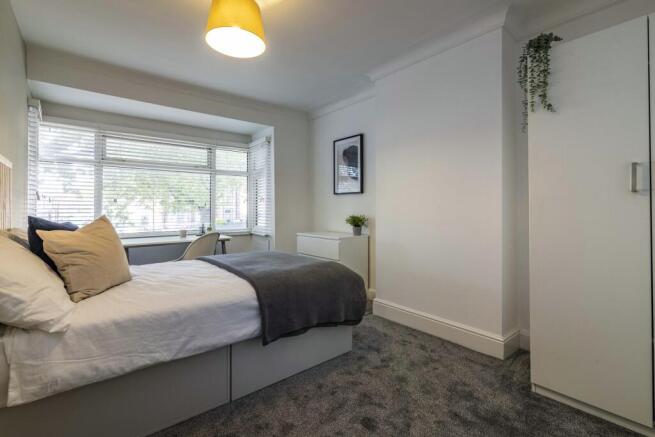 8 Double Bedrooms