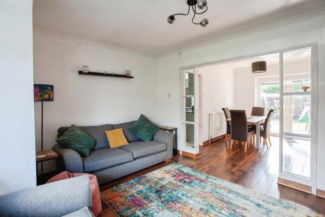 3 bed Semi-Detached for sale Image 5
