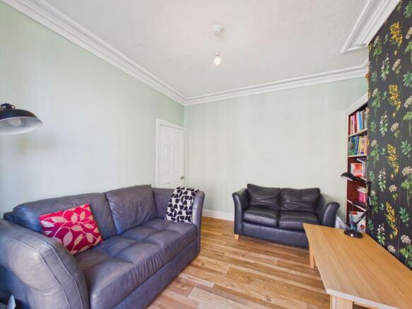 3 bed Terraced for sale Image 12