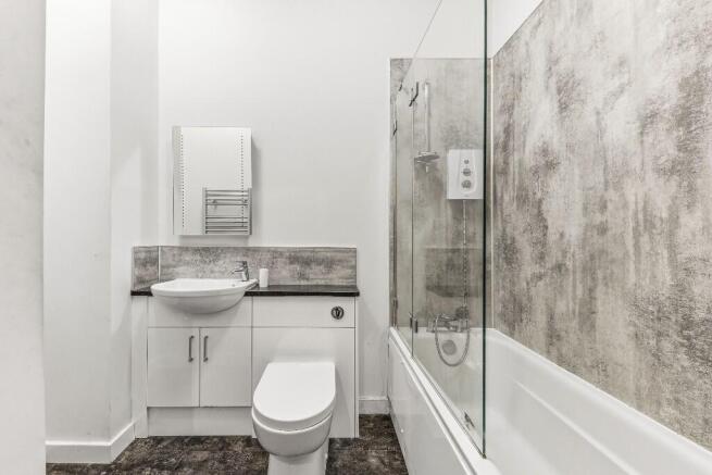 2 bed Apartment for sale Image 8