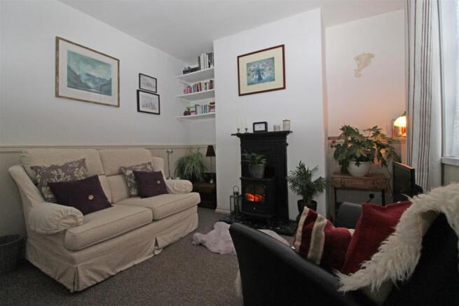 Living Room..jpg