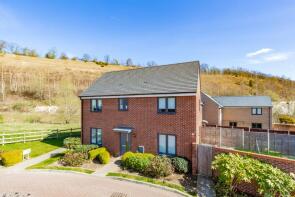 15, Flint Rise, Castle Hill, Swanscombe DA10 1DJ