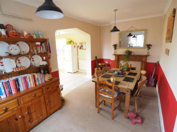 Dining Room Into Kitchen 980