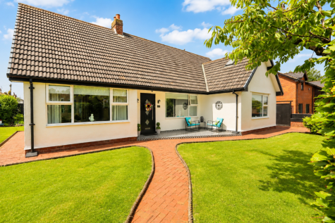 St. Nicholas Grove, Wrea Green, Preston, PR4