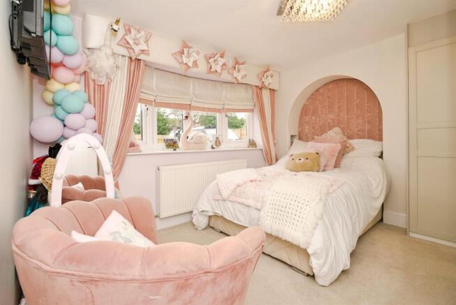 3 bed Detached Bungalow for sale Image 10