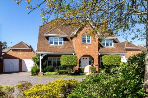 Ravelin Close, Fleet, GU51