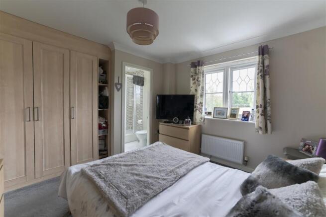 bedroom.jpg