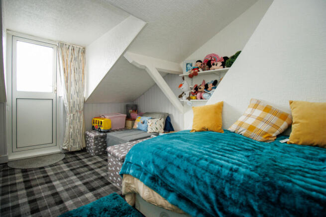 2 bed Apartment for sale Image 8