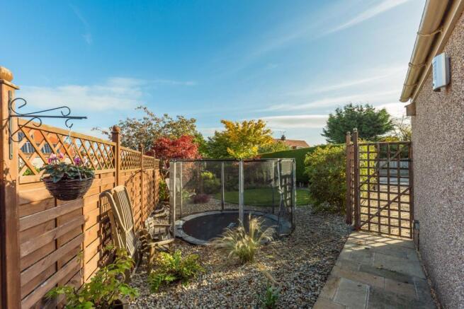 Side Garden 2