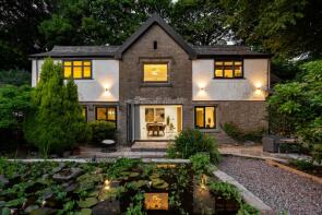 The Coach House, Whins Crest, Lostock, Bolton BL6 4NH