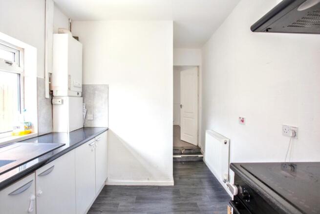 3 bed Terraced for sale Image 8