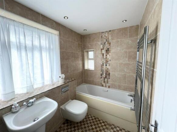 Bathroom / WC