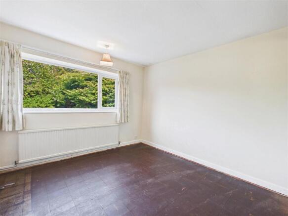 3 bed Detached Bungalow for sale Image 10