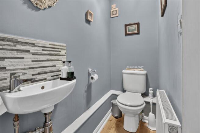 2 bed Detached for sale Image 11