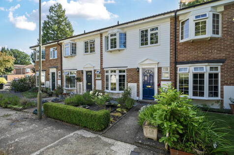 Ockenden Gardens, Woking, Surrey, GU22