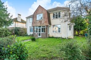 Oak Hatch, Harefield Road, Middleton-on-sea PO22 6EB