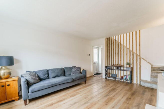 2 bed Semi-Detached for sale Image 4