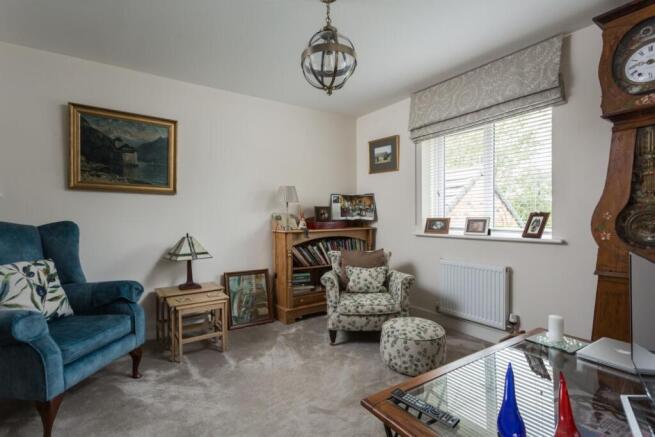 4 bed Detached for sale Image 12